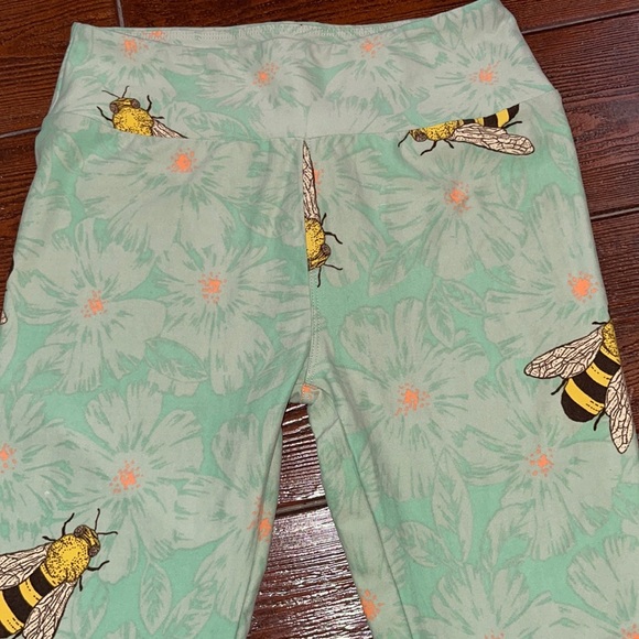 Lularoe One Size OS Bumble Bee Women's Soft Leggings fits Adult sizes 2-10 - Picture 2 of 9